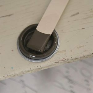 Vintage Paint - Chocolate Brown