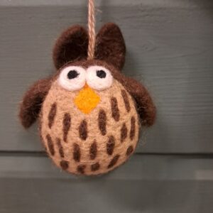 Hangertje met Uil - Donkerbruin